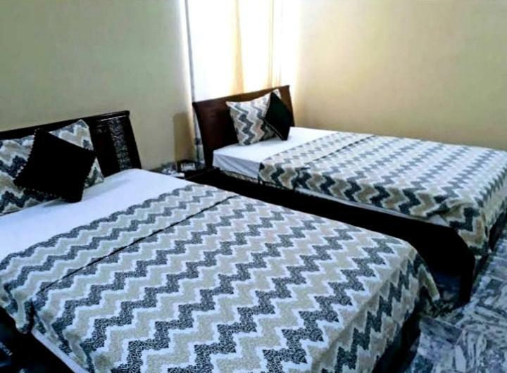 Galaxy Palace Near Millennium Mall Karachi Eksteriør bilde