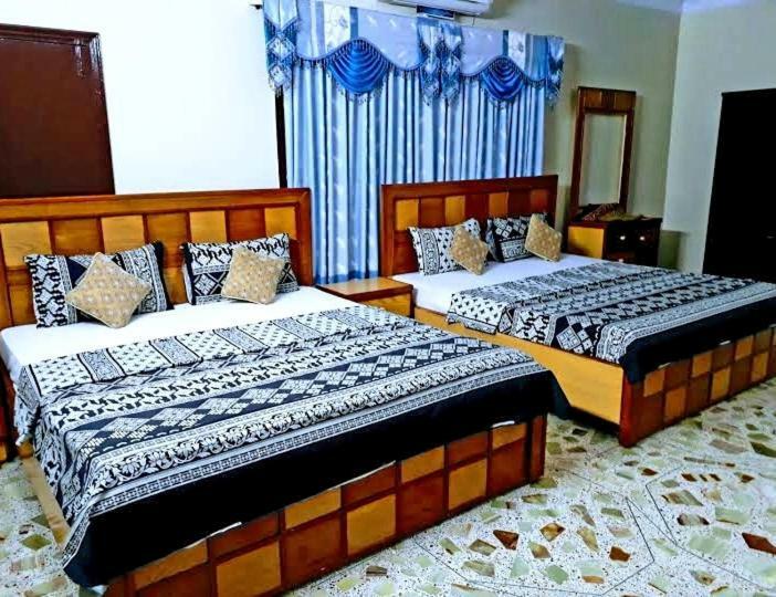 Galaxy Palace Near Millennium Mall Karachi Eksteriør bilde