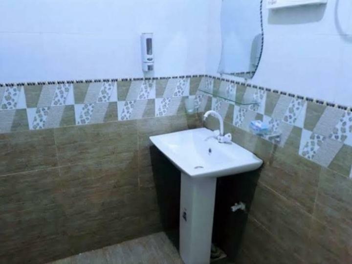 Galaxy Palace Near Millennium Mall Karachi Eksteriør bilde